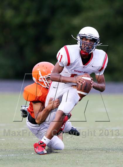 Thumbnail 2 in Boyd Red vs Rockwall photogallery.