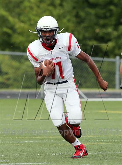 Thumbnail 1 in Boyd Red vs Rockwall photogallery.
