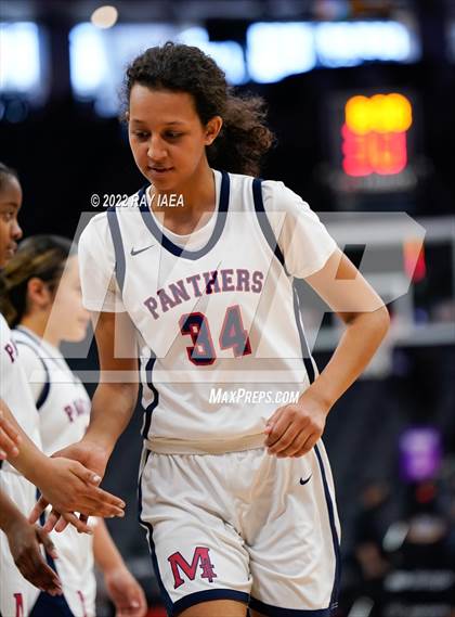 Thumbnail 1 in San Joaquin Memorial vs. Sage Hill (CIF State Division II Final) photogallery.