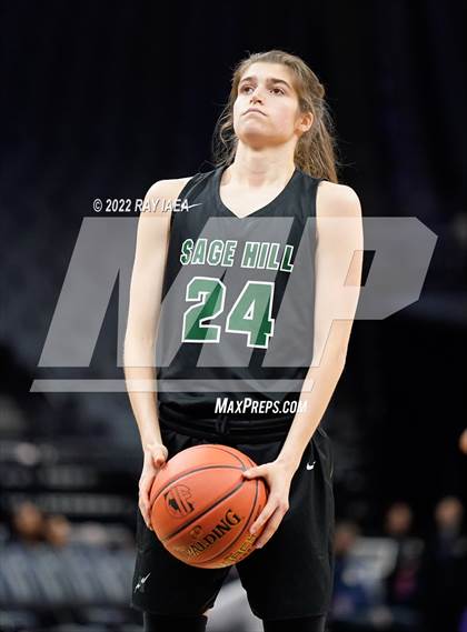 Thumbnail 2 in San Joaquin Memorial vs. Sage Hill (CIF State Division II Final) photogallery.