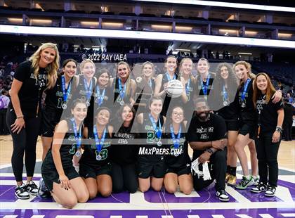 Thumbnail 2 in San Joaquin Memorial vs. Sage Hill (CIF State Division II Final) photogallery.