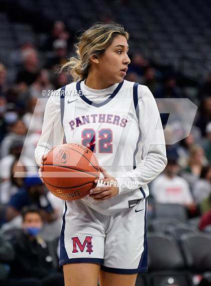 Thumbnail 1 in San Joaquin Memorial vs. Sage Hill (CIF State Division II Final) photogallery.