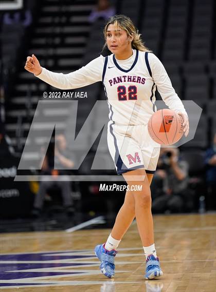 Thumbnail 2 in San Joaquin Memorial vs. Sage Hill (CIF State Division II Final) photogallery.