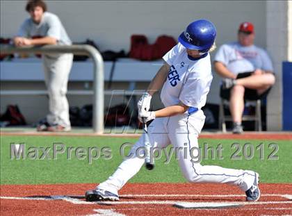 Thumbnail 3 in Gunter vs. Ponder (UIL 2A Region 2 Quarterfinal Playoff) photogallery.