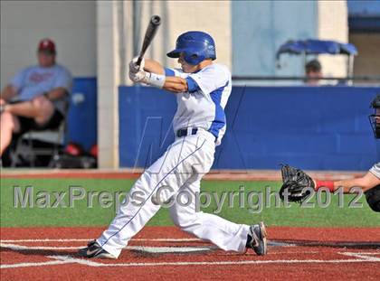 Thumbnail 1 in Gunter vs. Ponder (UIL 2A Region 2 Quarterfinal Playoff) photogallery.