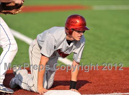 Thumbnail 1 in Gunter vs. Ponder (UIL 2A Region 2 Quarterfinal Playoff) photogallery.