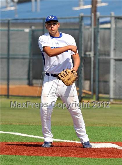 Thumbnail 1 in Gunter vs. Ponder (UIL 2A Region 2 Quarterfinal Playoff) photogallery.
