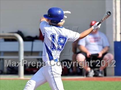 Thumbnail 3 in Gunter vs. Ponder (UIL 2A Region 2 Quarterfinal Playoff) photogallery.