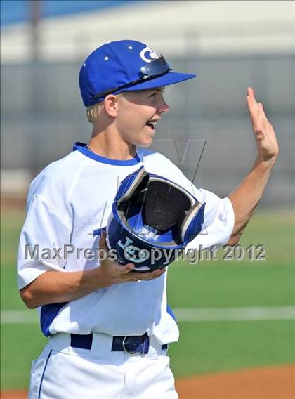 Thumbnail 3 in Gunter vs. Ponder (UIL 2A Region 2 Quarterfinal Playoff) photogallery.