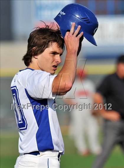 Thumbnail 2 in Gunter vs. Ponder (UIL 2A Region 2 Quarterfinal Playoff) photogallery.