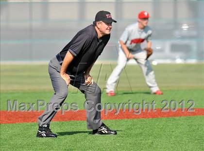 Thumbnail 3 in Gunter vs. Ponder (UIL 2A Region 2 Quarterfinal Playoff) photogallery.