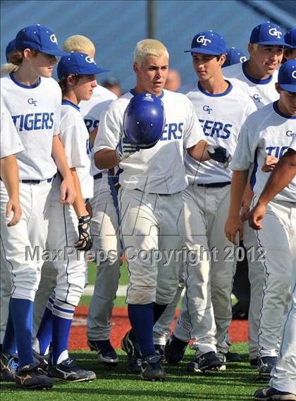 Thumbnail 3 in Gunter vs. Ponder (UIL 2A Region 2 Quarterfinal Playoff) photogallery.