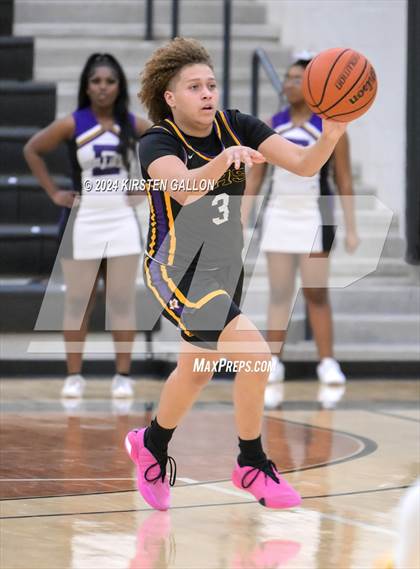 Thumbnail 1 in Granbury vs. Everman (UIL Basketball 5A Bi-District) photogallery.