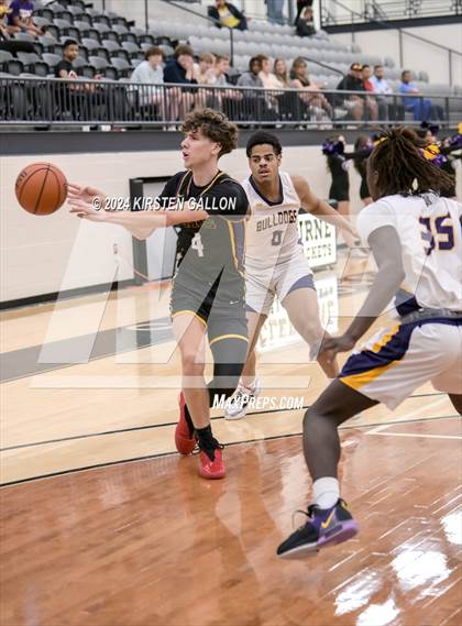 Thumbnail 3 in Granbury vs. Everman (UIL Basketball 5A Bi-District) photogallery.