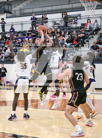 Thumbnail 2 in Granbury vs. Everman (UIL Basketball 5A Bi-District) photogallery.