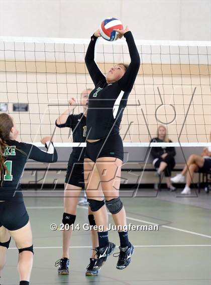 Thumbnail 2 in San Marin vs. Drake (Greg Paganini Invitational) photogallery.