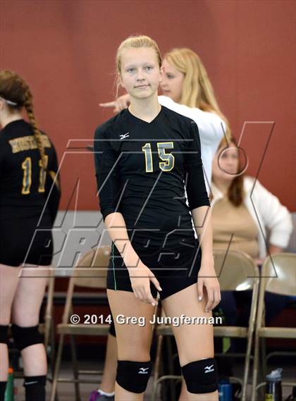 Thumbnail 1 in San Marin vs. Drake (Greg Paganini Invitational) photogallery.