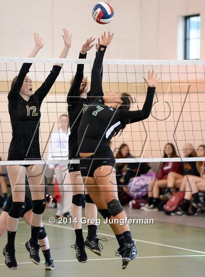 Thumbnail 1 in San Marin vs. Drake (Greg Paganini Invitational) photogallery.