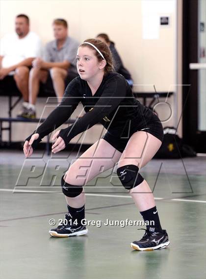 Thumbnail 2 in San Marin vs. Drake (Greg Paganini Invitational) photogallery.