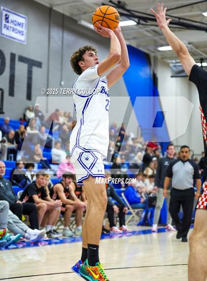 Thumbnail 1 in JV: Timpview @ Bingham photogallery.