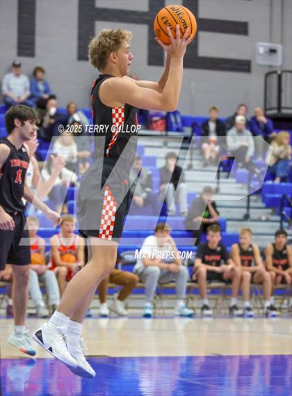 Thumbnail 1 in JV: Timpview @ Bingham photogallery.