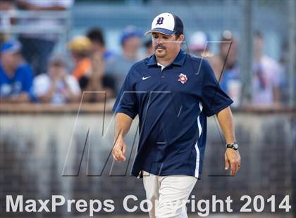 Thumbnail 2 in Barbers Hill vs. Dawson (UIL 4A Region 3 Regional Playoff) photogallery.