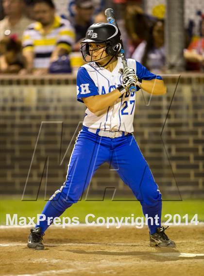 Thumbnail 1 in Barbers Hill vs. Dawson (UIL 4A Region 3 Regional Playoff) photogallery.