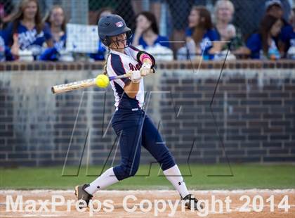 Thumbnail 1 in Barbers Hill vs. Dawson (UIL 4A Region 3 Regional Playoff) photogallery.