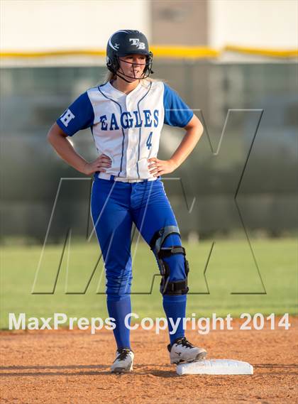 Thumbnail 1 in Barbers Hill vs. Dawson (UIL 4A Region 3 Regional Playoff) photogallery.