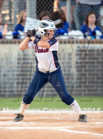 Thumbnail 2 in Barbers Hill vs. Dawson (UIL 4A Region 3 Regional Playoff) photogallery.