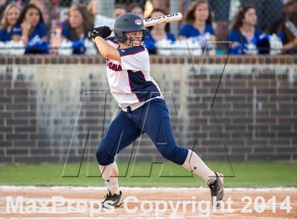 Thumbnail 1 in Barbers Hill vs. Dawson (UIL 4A Region 3 Regional Playoff) photogallery.