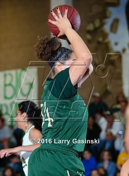 Thumbnail 1 in Lakeside @ Canyon (CIF SoCal Regional D3 Playoff) photogallery.