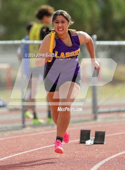 Thumbnail 2 in Fernley Invitational (4X200M Relay) photogallery.