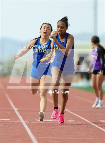 Thumbnail 1 in Fernley Invitational (4X200M Relay) photogallery.