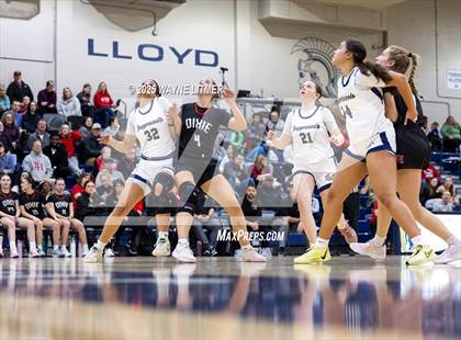 Thumbnail 3 in Dixie Heights @ Lloyd photogallery.