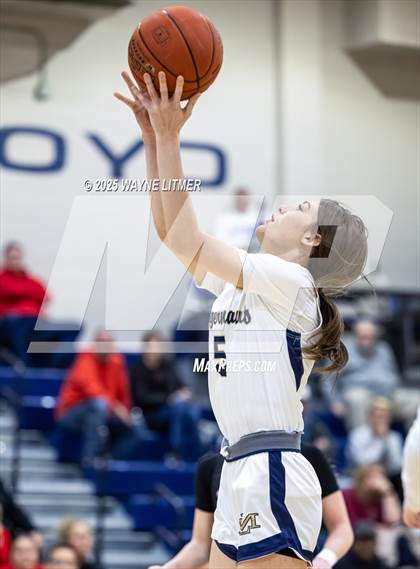 Thumbnail 1 in Dixie Heights @ Lloyd photogallery.