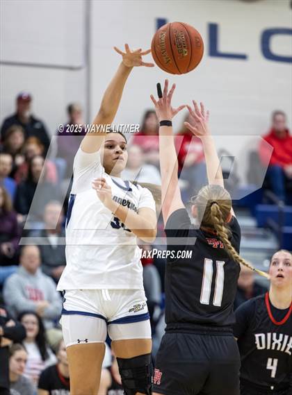 Thumbnail 2 in Dixie Heights @ Lloyd photogallery.