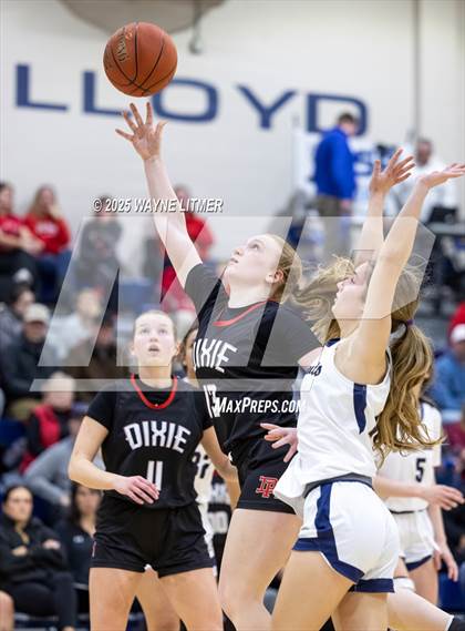 Thumbnail 2 in Dixie Heights @ Lloyd photogallery.
