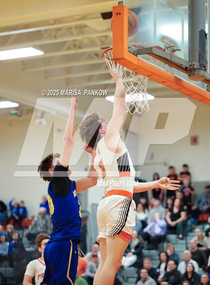 Thumbnail 2 in Phoenix vs Mt. Markham (NYSPHSAA Section 3 Class B Semi Finals) photogallery.