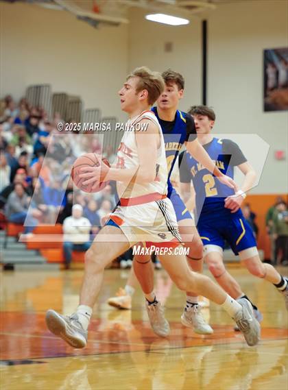 Thumbnail 2 in Phoenix vs Mt. Markham (NYSPHSAA Section 3 Class B Semi Finals) photogallery.
