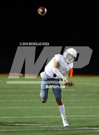 Thumbnail 1 in St. Genevieve vs. Harvard-Westlake photogallery.