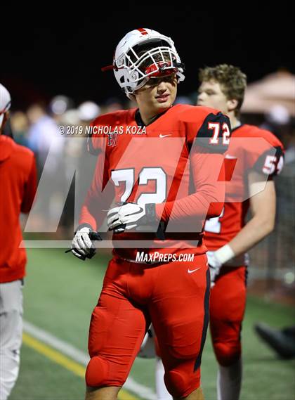 Thumbnail 3 in St. Genevieve vs. Harvard-Westlake photogallery.