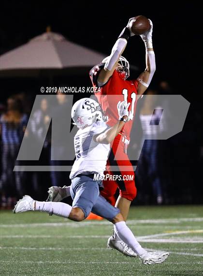 Thumbnail 3 in St. Genevieve vs. Harvard-Westlake photogallery.