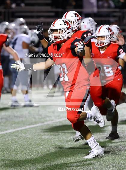 Thumbnail 3 in St. Genevieve vs. Harvard-Westlake photogallery.