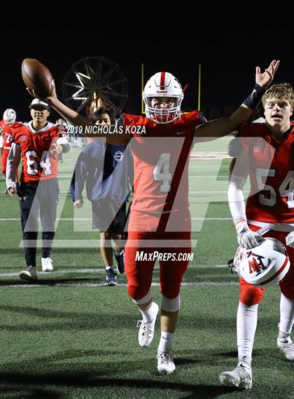 Thumbnail 3 in St. Genevieve vs. Harvard-Westlake photogallery.