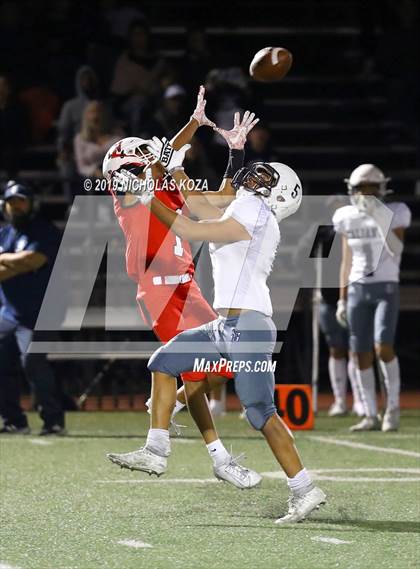 Thumbnail 1 in St. Genevieve vs. Harvard-Westlake photogallery.