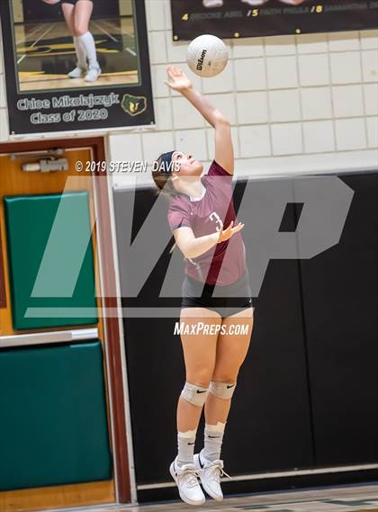 Thumbnail 2 in Hamilton vs Basha photogallery.