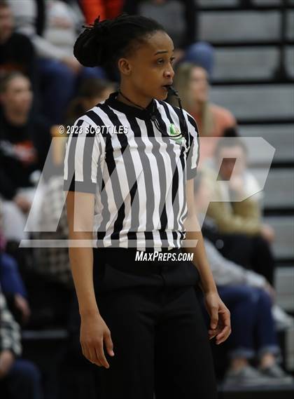 Thumbnail 1 in Johnstown-Monroe vs Amanda-Clearcreek (OHSAA D3 Sectional Final) photogallery.