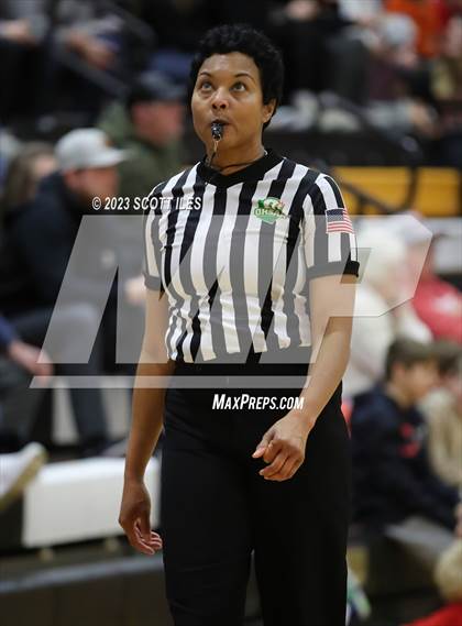 Thumbnail 2 in Johnstown-Monroe vs Amanda-Clearcreek (OHSAA D3 Sectional Final) photogallery.