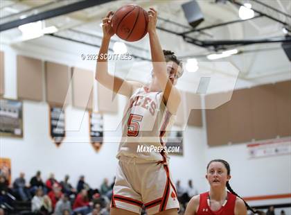 Thumbnail 2 in Johnstown-Monroe vs Amanda-Clearcreek (OHSAA D3 Sectional Final) photogallery.